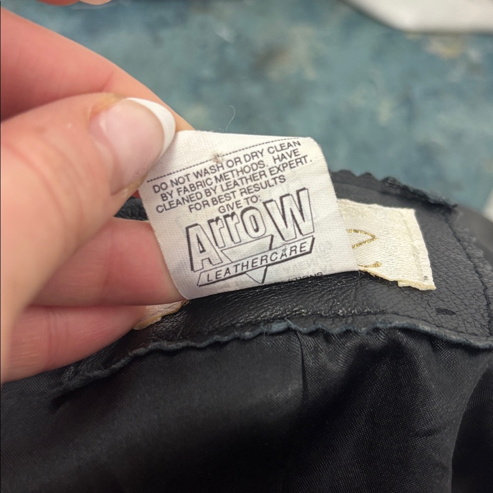 Cache Vintage Black Cropped Jacket - Picture 7 of 7